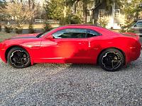 20 inch rims, fronts are 20" x "8.5 and rears are 20" x 10"