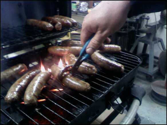 Name:  chanel tongs.jpg
Views: 307
Size:  27.2 KB