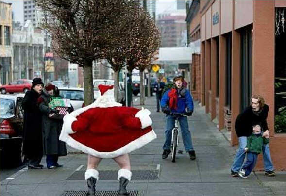 Name:  flashing_santa.jpg
Views: 779
Size:  40.5 KB