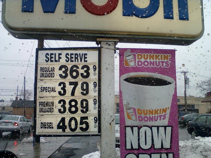 Name:  Gas2011Feb.jpg
Views: 167
Size:  100.7 KB