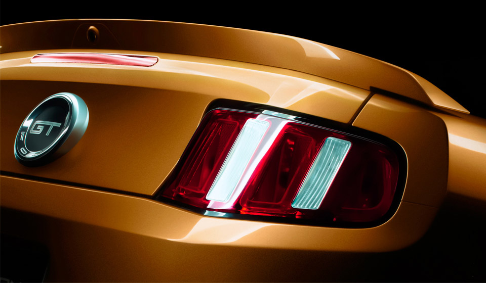 Name:  2010mustangtaillight.jpg
Views: 1278
Size:  118.9 KB