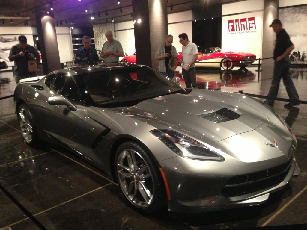 Name:  c7-corvette-stingray-dark-gray-metallic-3.jpg
Views: 12106
Size:  95.4 KB