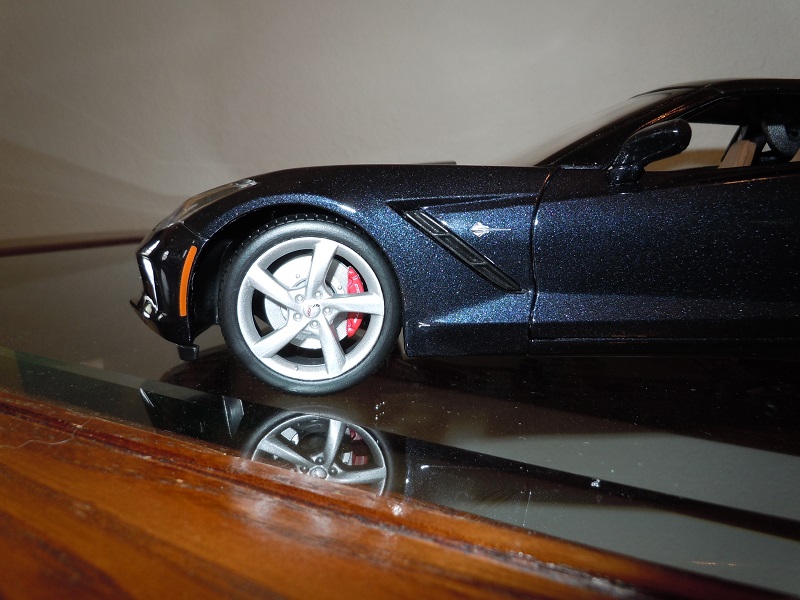 Name:  Emblem, wheels.JPG
Views: 1246
Size:  149.0 KB