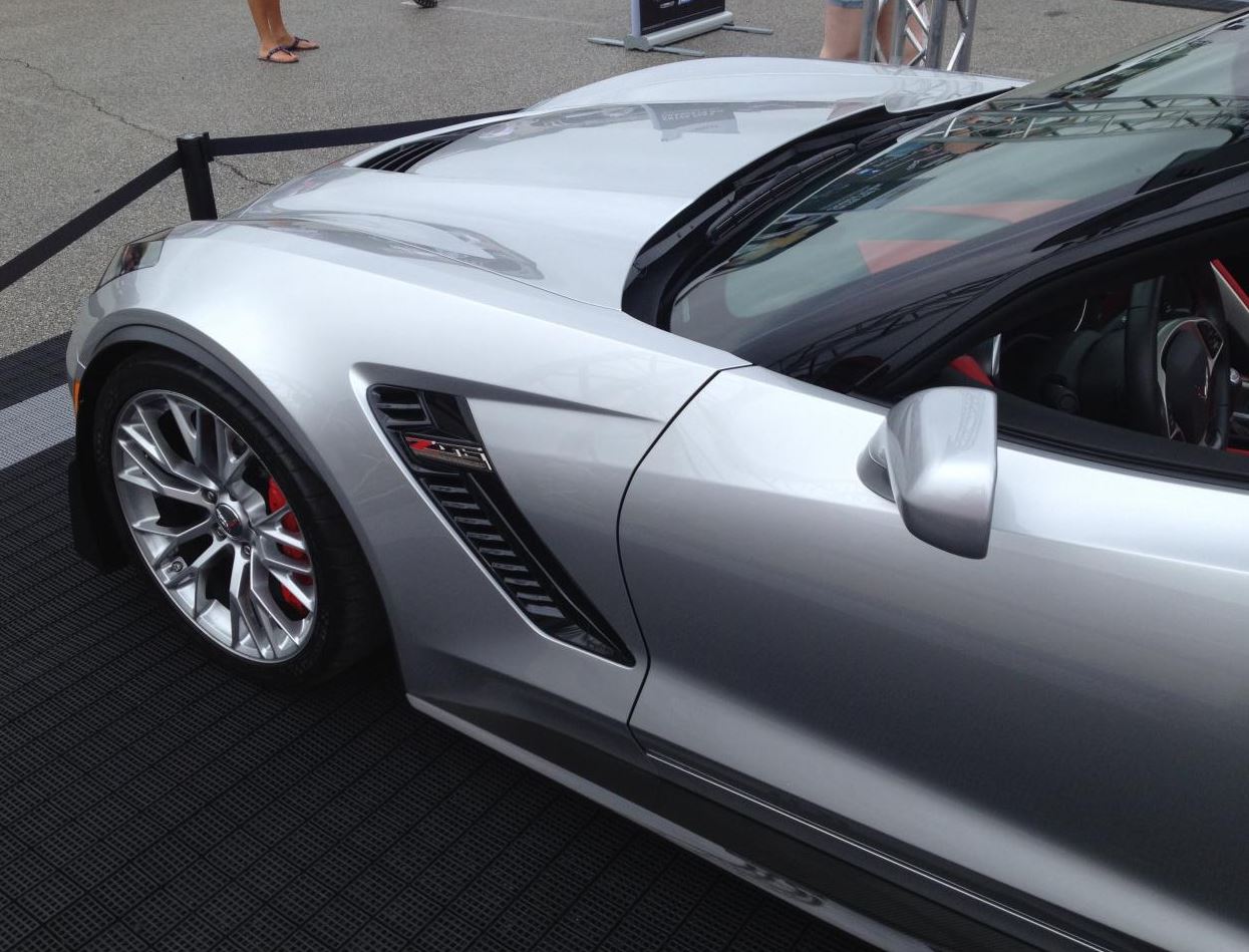 Name:  Vette2.JPG
Views: 2372
Size:  163.5 KB