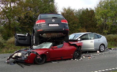 Name:  tesla-electric-car-prius-accident-photo2.jpg
Views: 209
Size:  61.0 KB