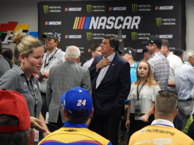 Name:  011.JPG
Views: 366
Size:  113.9 KB