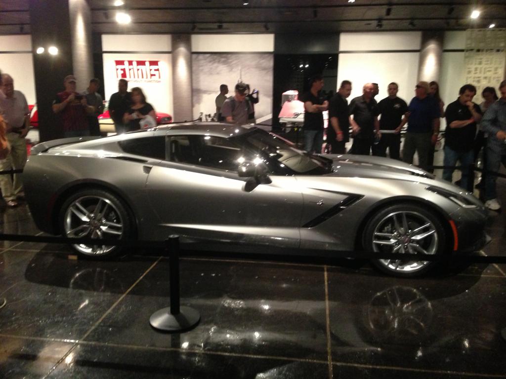 Name:  c7-corvette-stingray-dark-gray-metallic-1.jpg
Views: 7529
Size:  91.9 KB