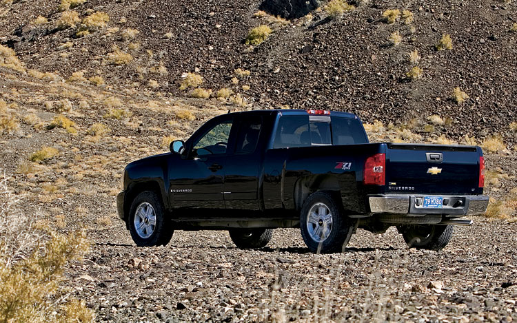 Name:  112_0612_02z_toty+2007_chevrolet_silverado+rear_beauty_shot.jpg
Views: 3506
Size:  172.6 KB