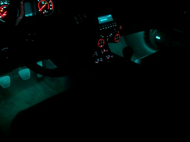 LED FOOT-WELL 1
