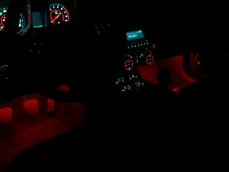 LED FOOT-WELL 2