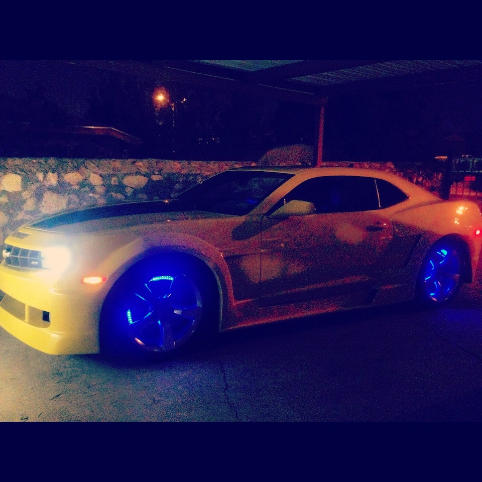 New neons, no paint yet...