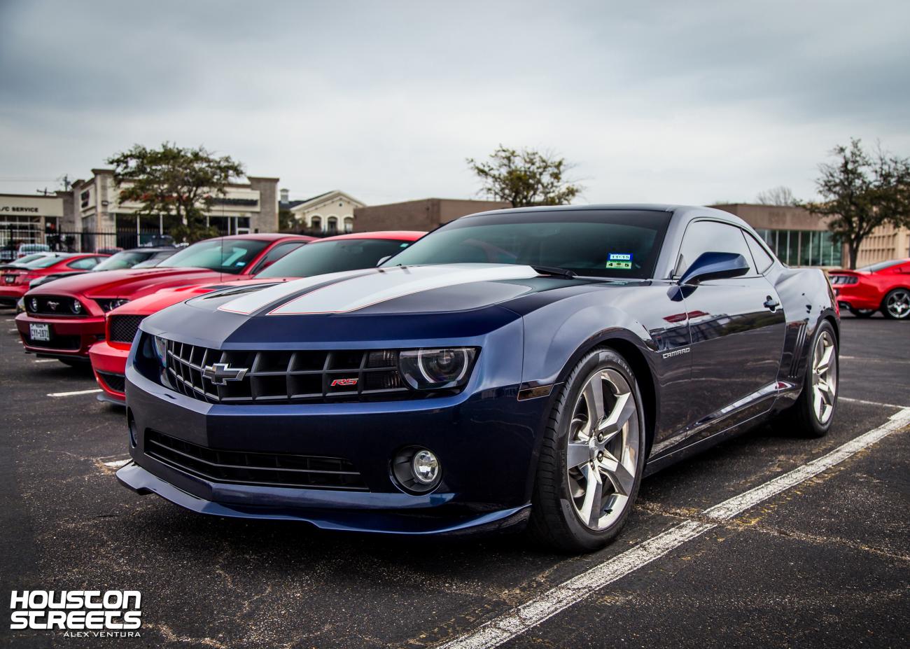 Photo by Alex Ventura