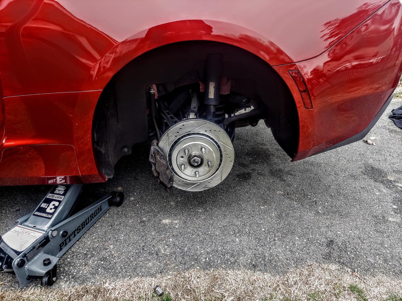 installed drill slotted rotors.