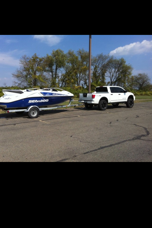 ANYONE WANNA BUY A 2007 SEA DOO SPEEDSTER 200, IT HAS THE TWIN 215 SC MOTORS...